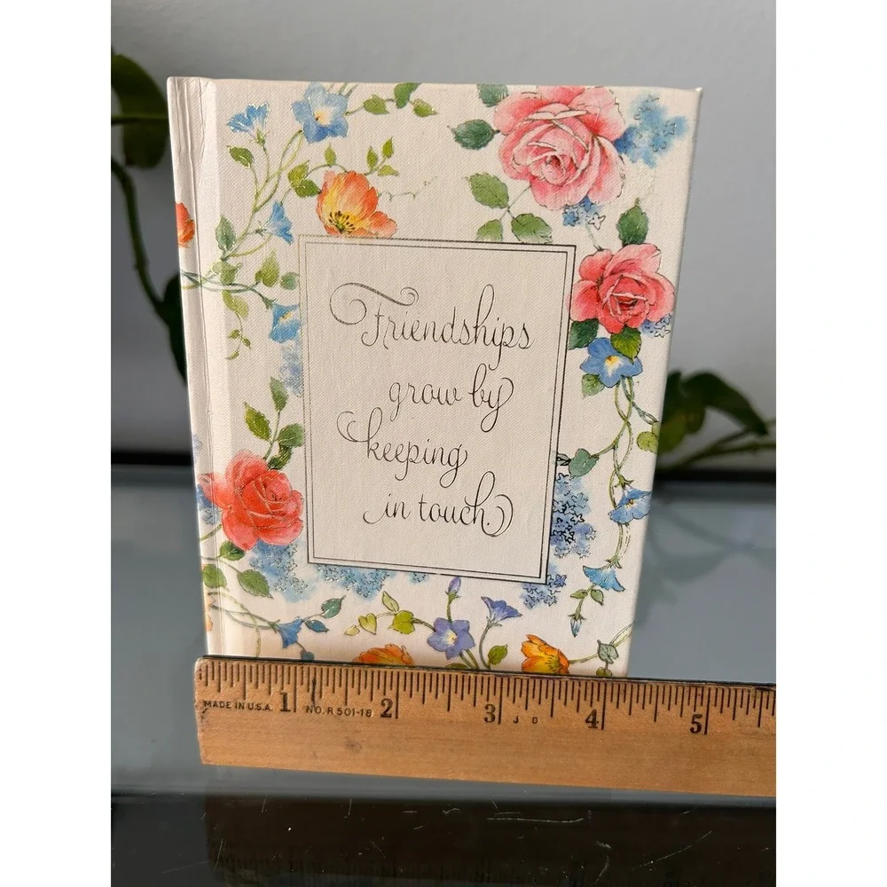 Vintage 1980 Hallmark Floral Address Book 